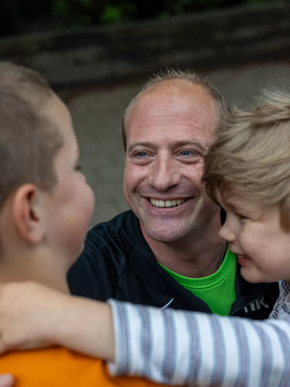 Pedagogisch medewerker met kinderen