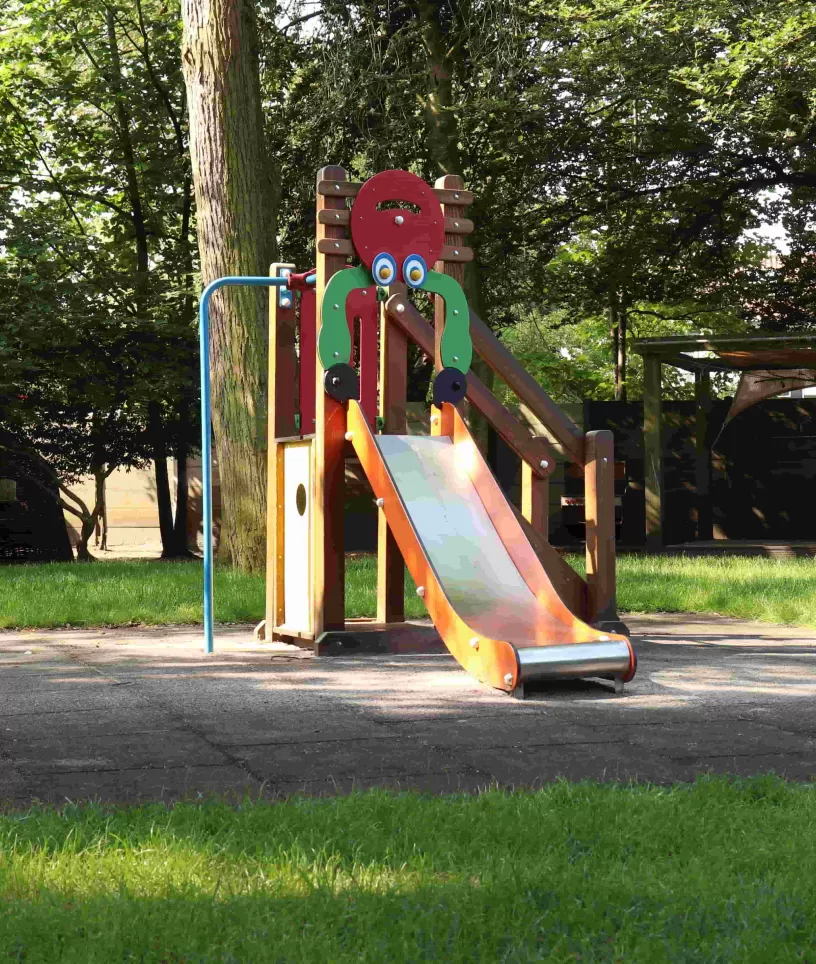 Tovertuin glijbaan
