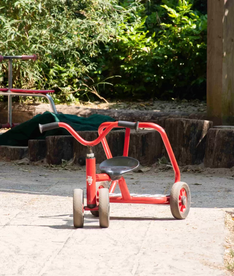 Speeldoos fietsje buiten
