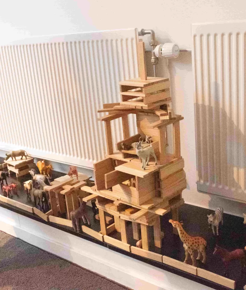 Buitenschoolse opvang Avonturijn bouwwerk jongen