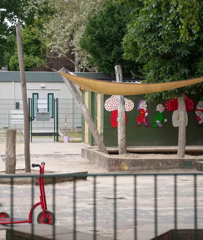 Buitenschoolse opvang Helikopter buitenruimte