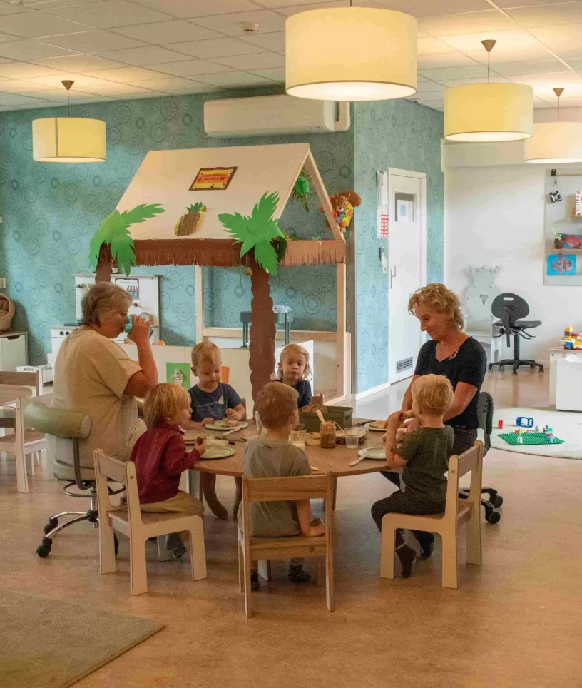 Pm met kinderen lunchen