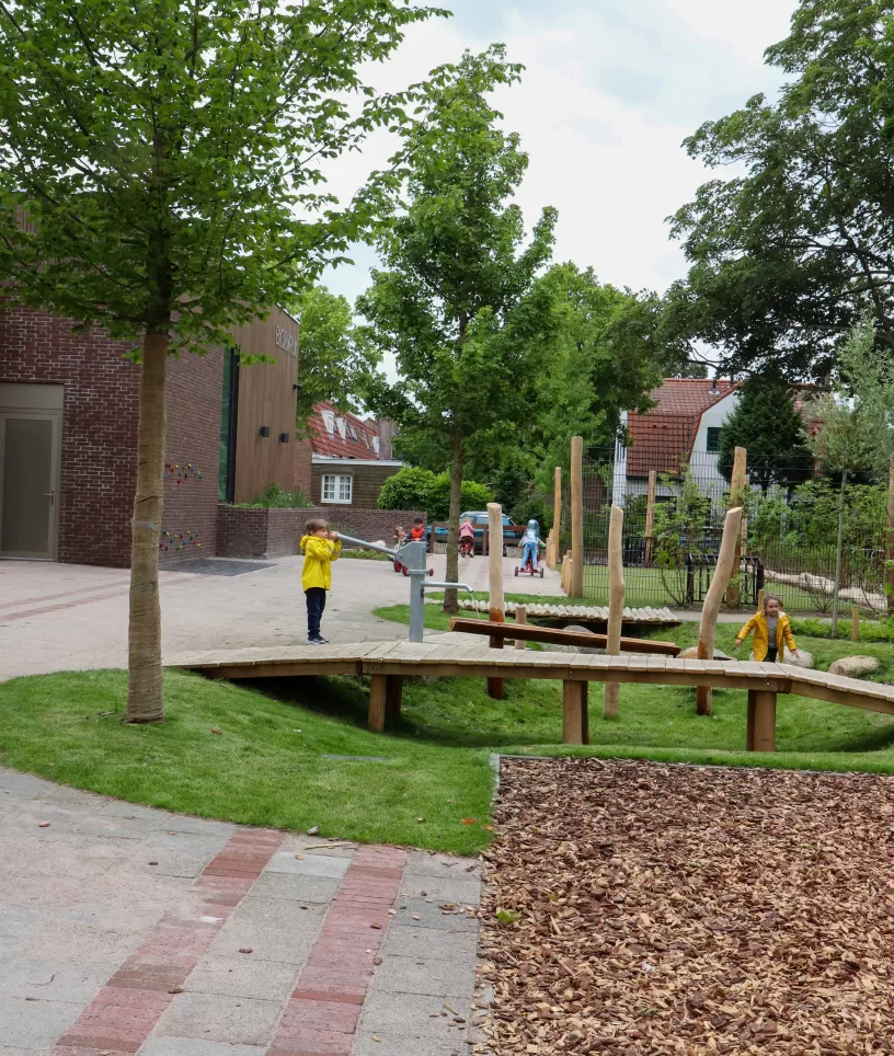spelende kinderen