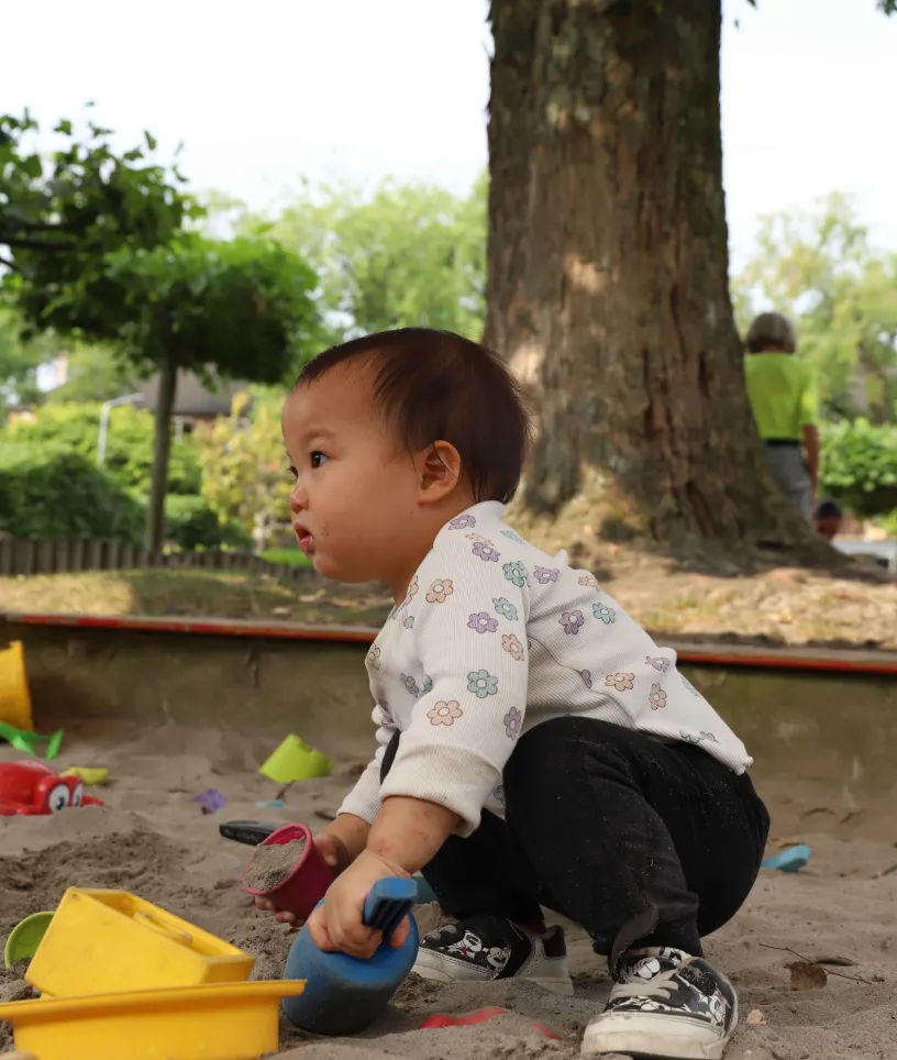 Baby buiten